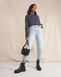 Anise Marguarite Bleach Wash Release Hem Straight Leg Jean| Bleach Wash -Cheap Wovinity Store w01vk073756w