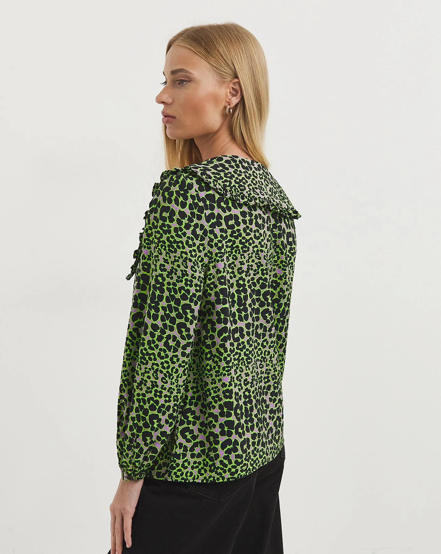 Whistles Leopard Print Collar Top| Green Multicolour 4 Whistles Leopard Print Collar Top| Green Multicolour - Image 4