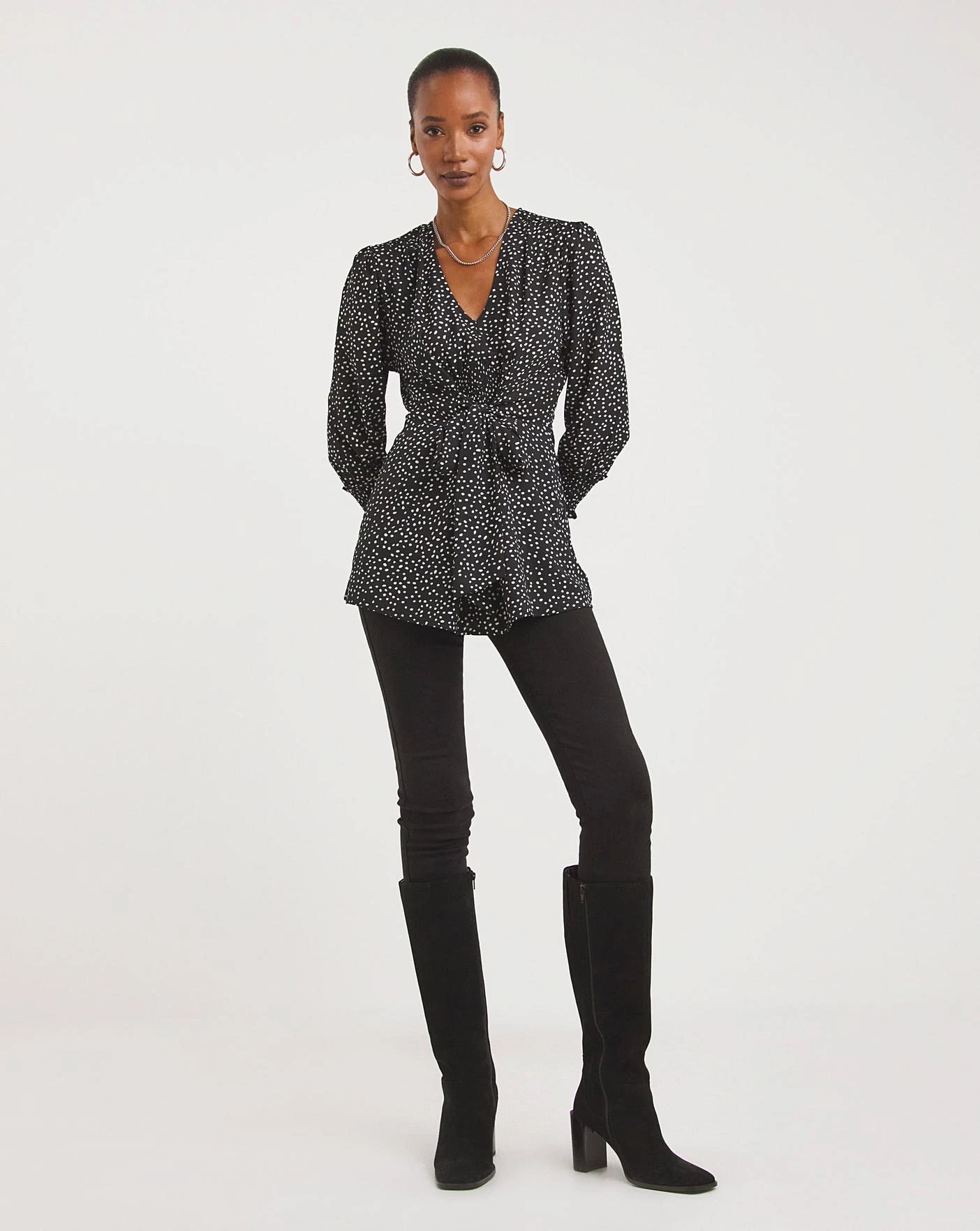 Tie Front V Neck Blouse| Mono Print 2 Tie Front V Neck Blouse| Mono Print - Image 2