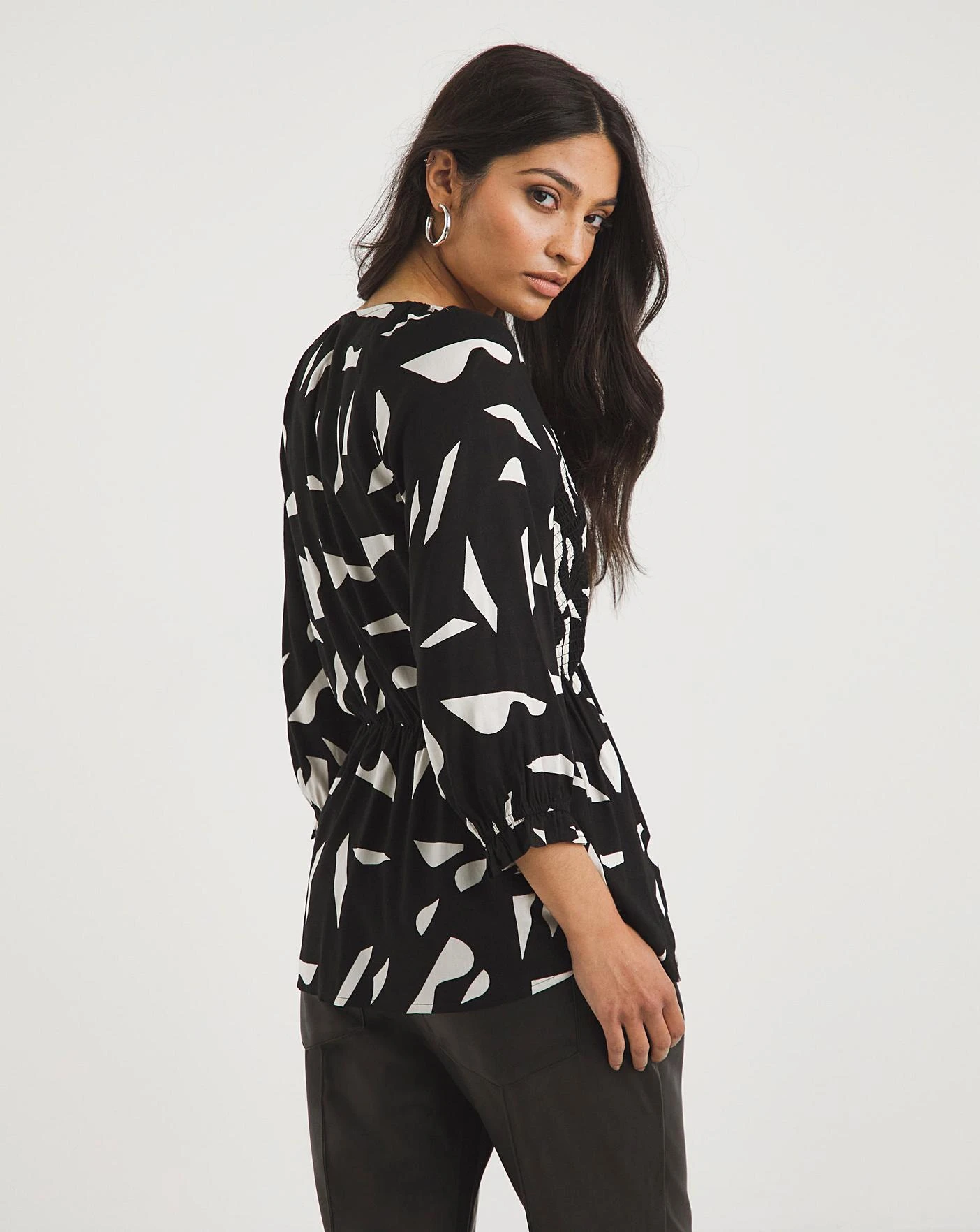 Mono Print Shirred Bodice V Neck Top| Mono Print 4 Mono Print Shirred Bodice V Neck Top| Mono Print - Image 4