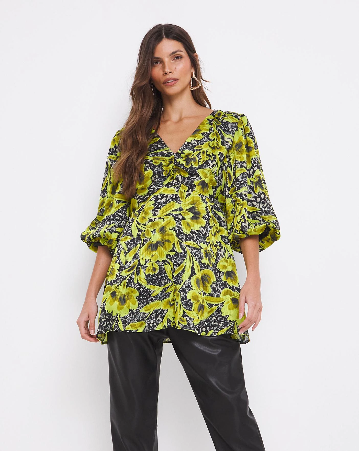 Joanna Hope Satin Balloon Sleeve Blouse| Print 4 Joanna Hope Satin Balloon Sleeve Blouse| Print - Image 4