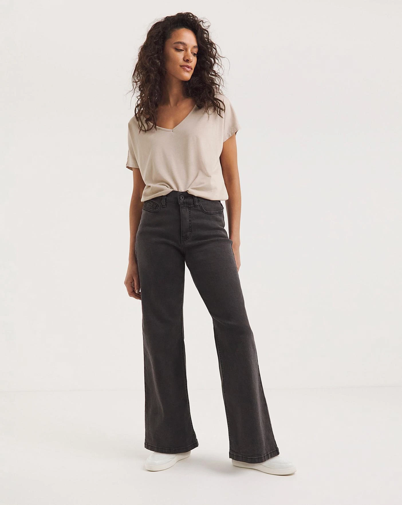 24/7 Washed Black Wide Leg Jeans Made With Organic Cotton| Washed Black 1 24/7 Washed Black Wide Leg Jeans Made With Organic Cotton| Washed Black