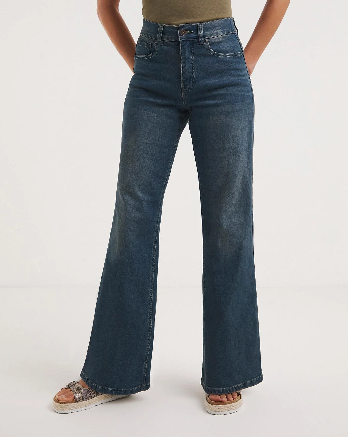 24/7 Vintage Indigo Wide Leg Jeans Made With Organic Cotton| Vintage Indigo 2 24/7 Vintage Indigo Wide Leg Jeans Made With Organic Cotton| Vintage Indigo - Image 2