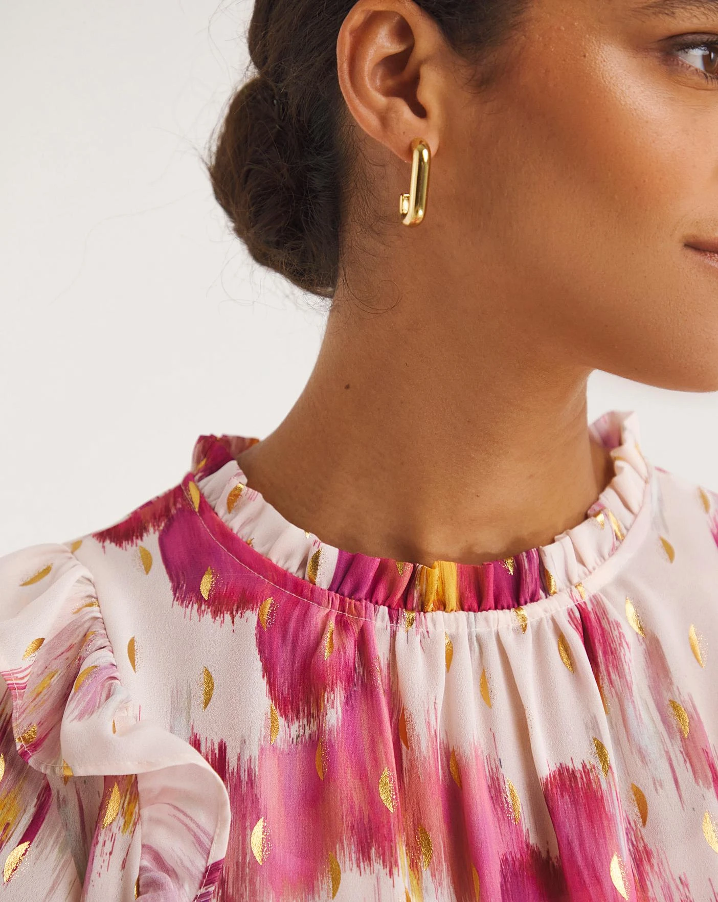 Joanna Hope Foil Print Blouse| Multi Print 4 Joanna Hope Foil Print Blouse| Multi Print - Image 4