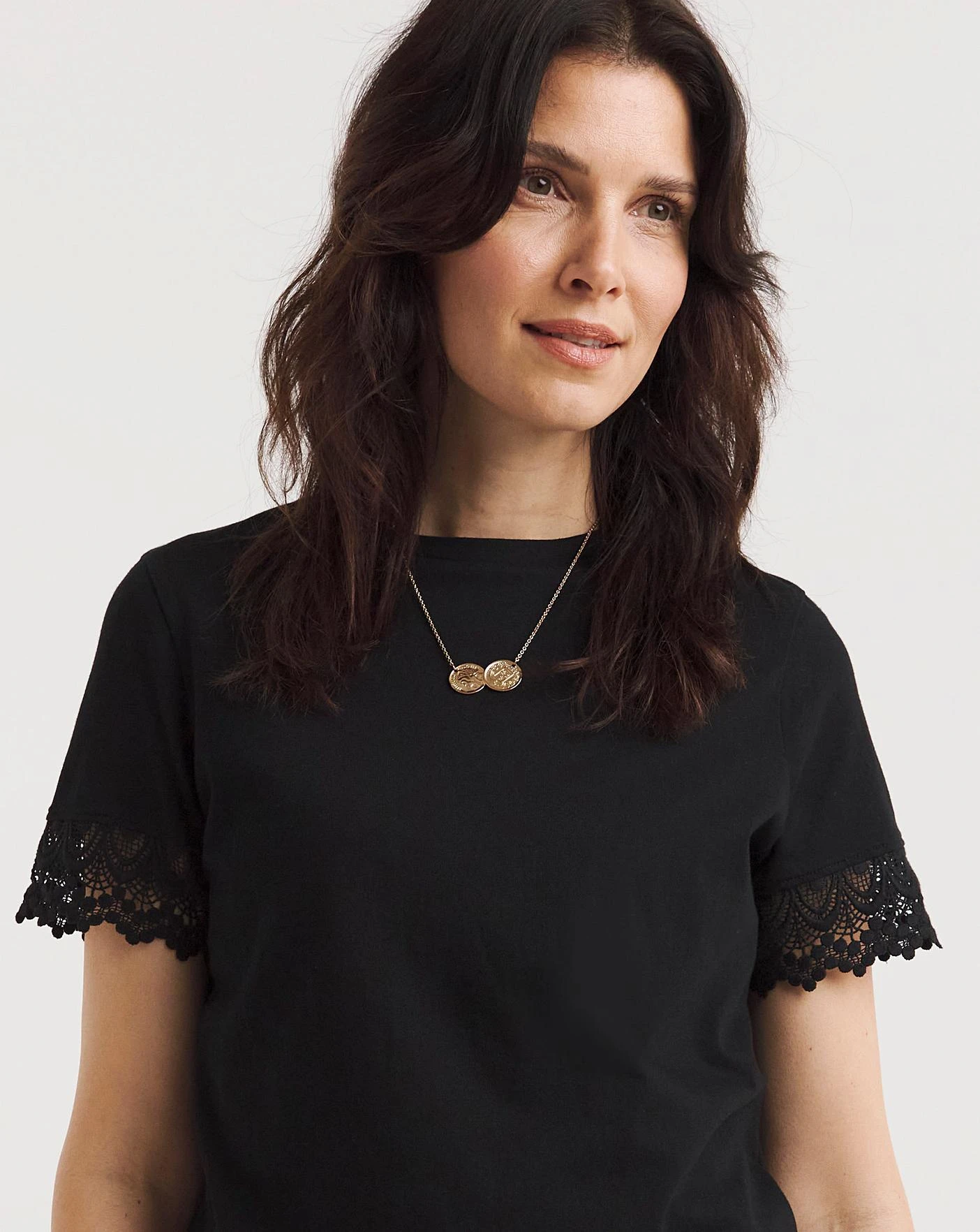 Black Lace Trim Short Sleeve T-Shirt| Black 3 Black Lace Trim Short Sleeve T-Shirt| Black - Image 3