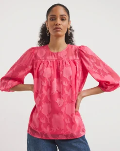 Rose Three Quarter Sleeve Jacquard Top| Rose