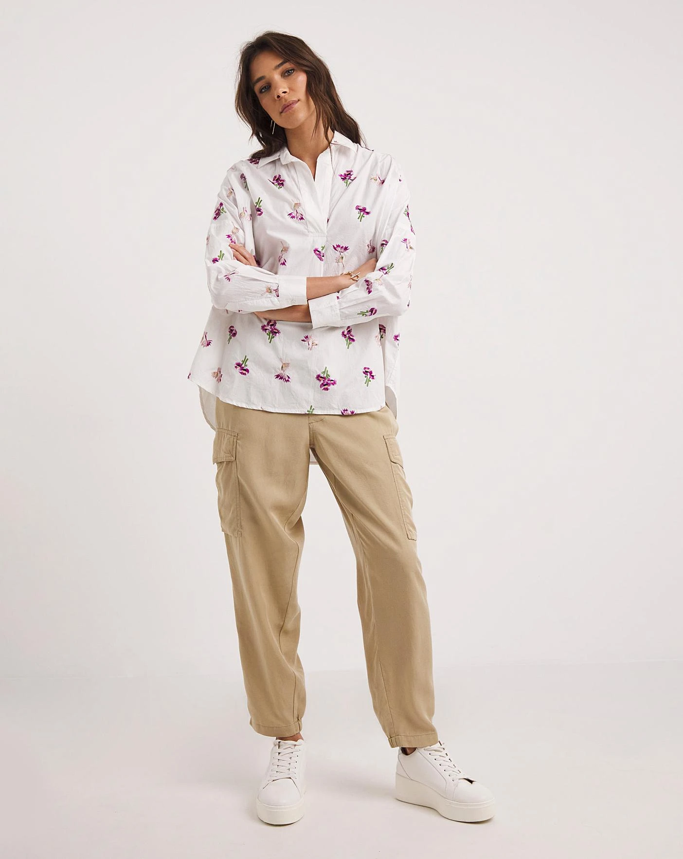 French Connection Chrla Rhodes Embroidered Top| White 4 French Connection Chrla Rhodes Embroidered Top| White - Image 4