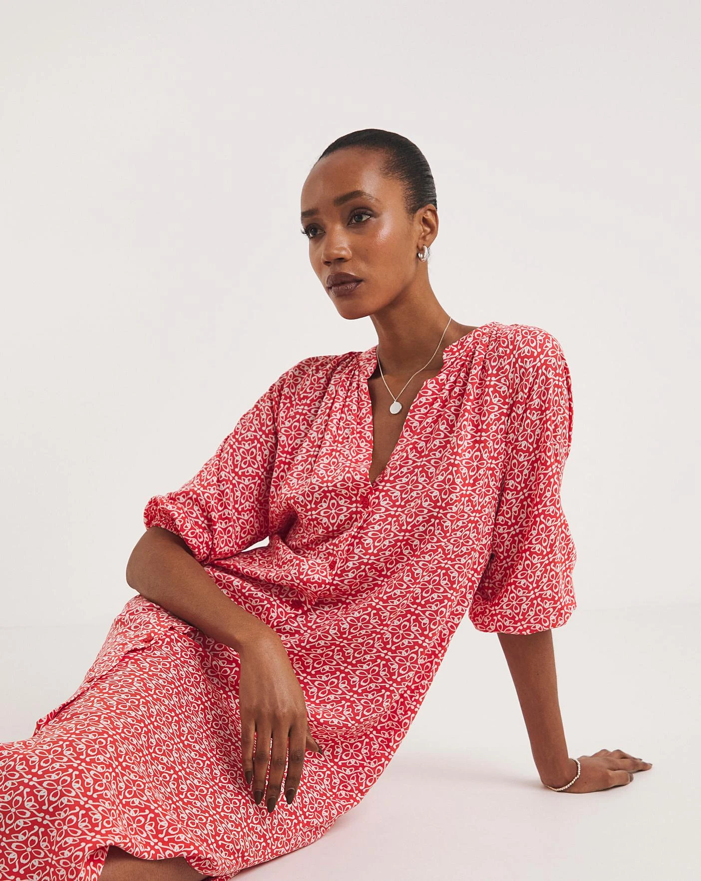 Kaftan Button Through Shirt Dress With Side Slits| Red Print 4 Kaftan Button Through Shirt Dress With Side Slits| Red Print - Image 4
